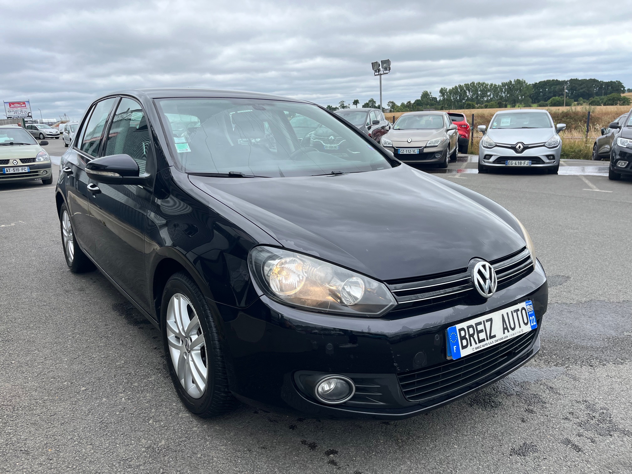 VOLKSWAGEN      GOLF VI                  